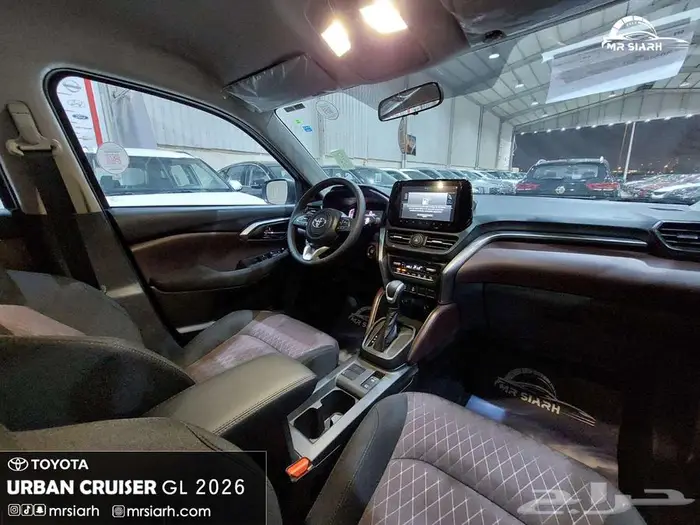 تويوتا اوربان كروز ستاندر 2026 8