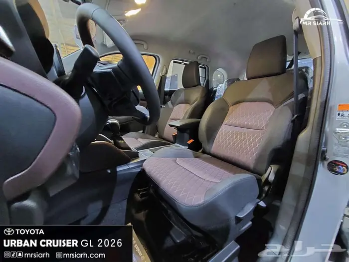 تويوتا اوربان كروز ستاندر 2026 11