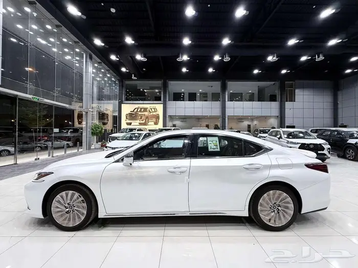 لكزس ES 350 CC نص فل 2025 سعودي 6