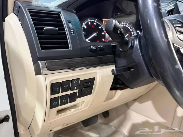 تويوتا GXR لاندكروزر 2020 جراند تورنج عداد 117 ألف 6