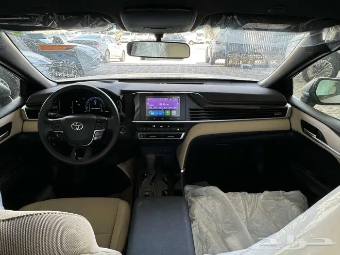 تويوتا كامري E بنزين 2025 البيع كاش واقساط 7