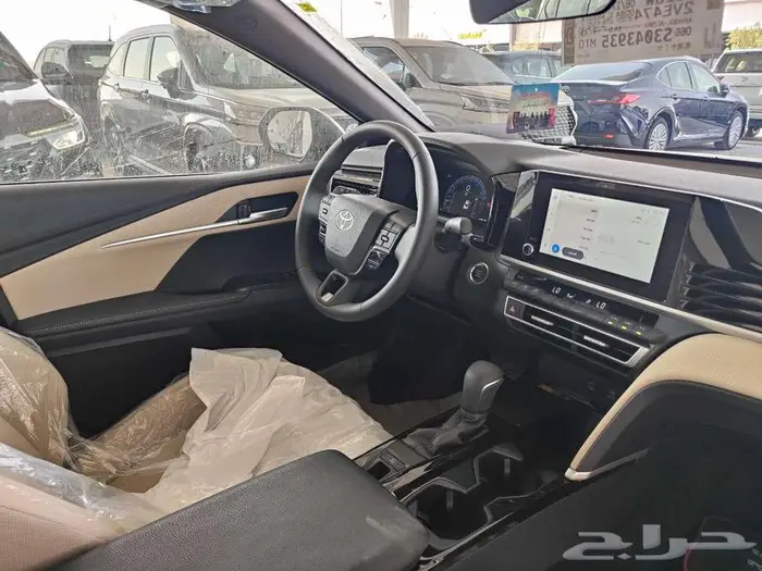 تويوتا كامري LE بنزين 2025 سعودي 4