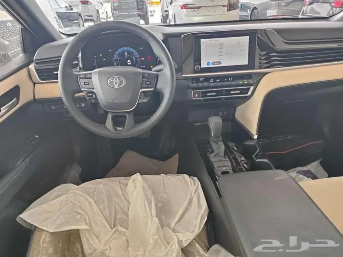تويوتا كامري LE بنزين 2025 سعودي 3