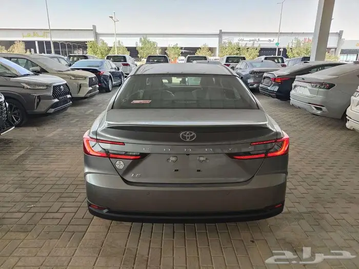 تويوتا كامري LE بنزين 2025 سعودي 13