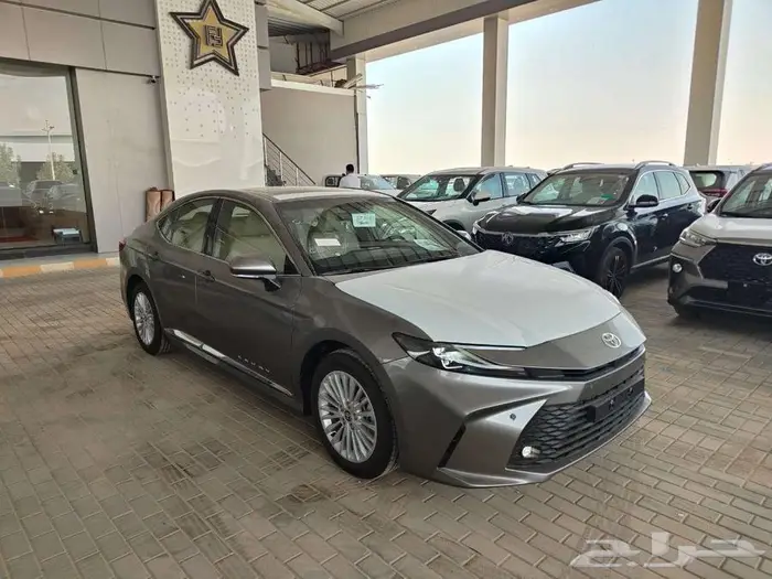 تويوتا كامري LE بنزين 2025 سعودي 2