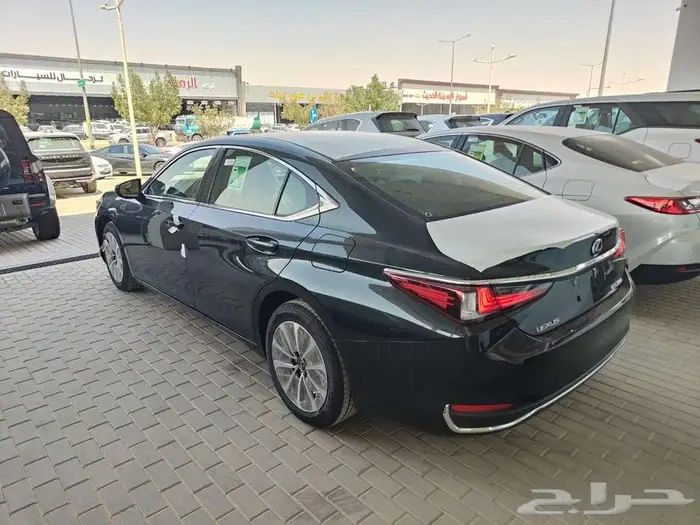 لكزس ES 250 AA ستاندر 2025 سعودي 12
