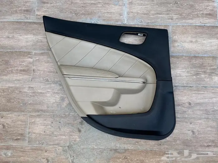 داخلية دوج تشارجر و منظم سماعات 2011 - 2014 7