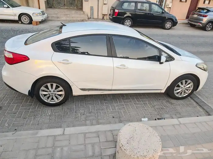 كيا سيراتو 2015 نظيفة kia cerato 1