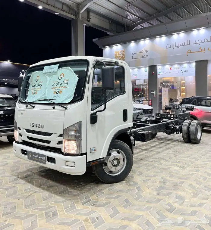 ايسوزو ديانه 6 طن شاص طويل 2024تمويل المؤسسات والشركات 1