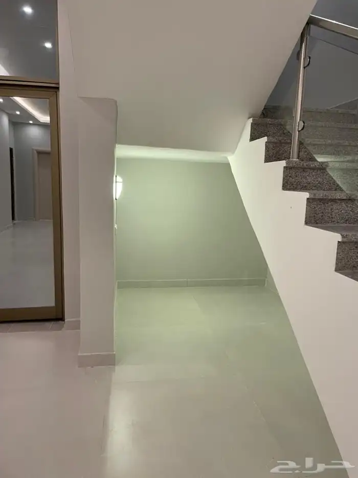 فيلا للايجار بحي السد 4