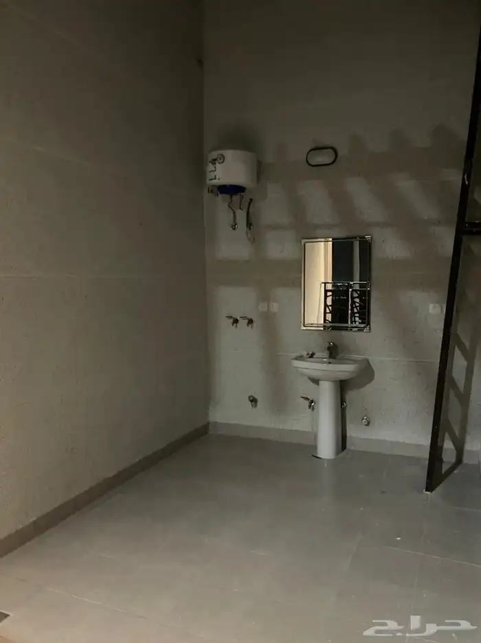 فيلا للايجار بحي السد 21