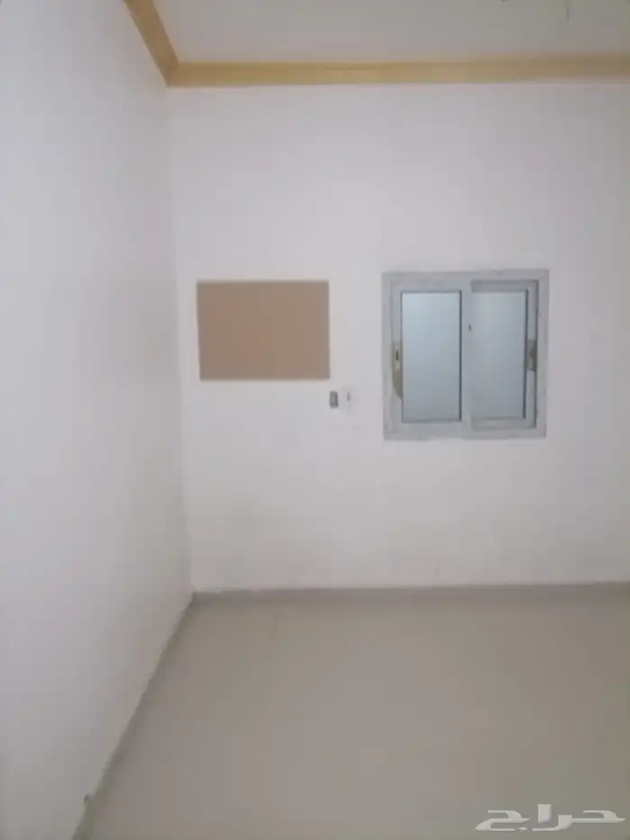 شقق عزاب للأيجار ضاحية الملك فهد 2