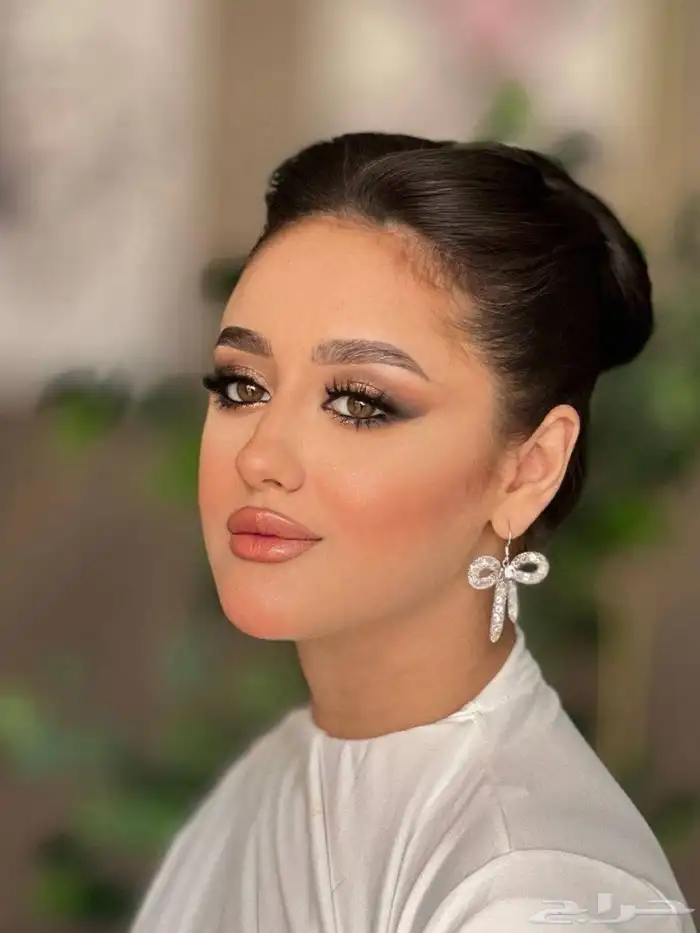 ميكب ارتست الرياض وهذا شغلي بنات مسويه عروض ميكب سهره 250 1