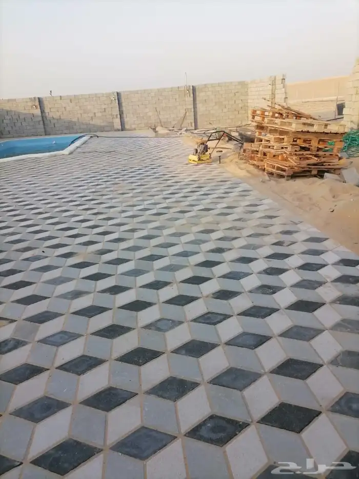 انترلوك وبلدورة مصنعية وبالمواد 11