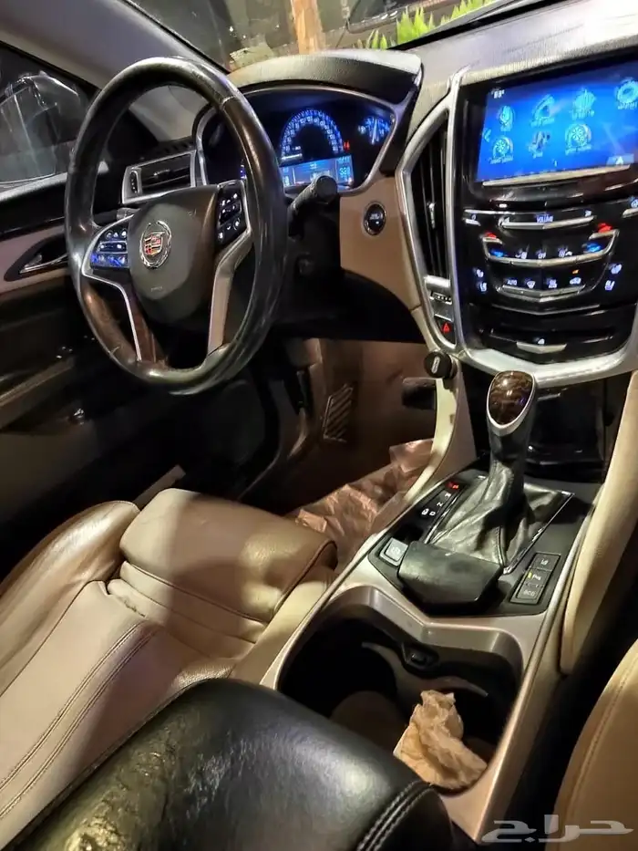 كاديلاك SRX 2013 15