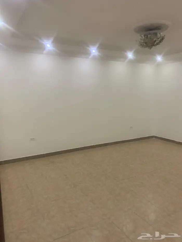 شقة دبلكس علويه للبيع حي احد مساحة 279 م 5