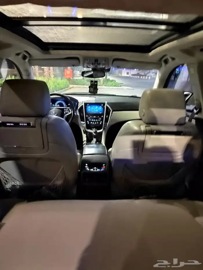 كاديلاك SRX 2013 18