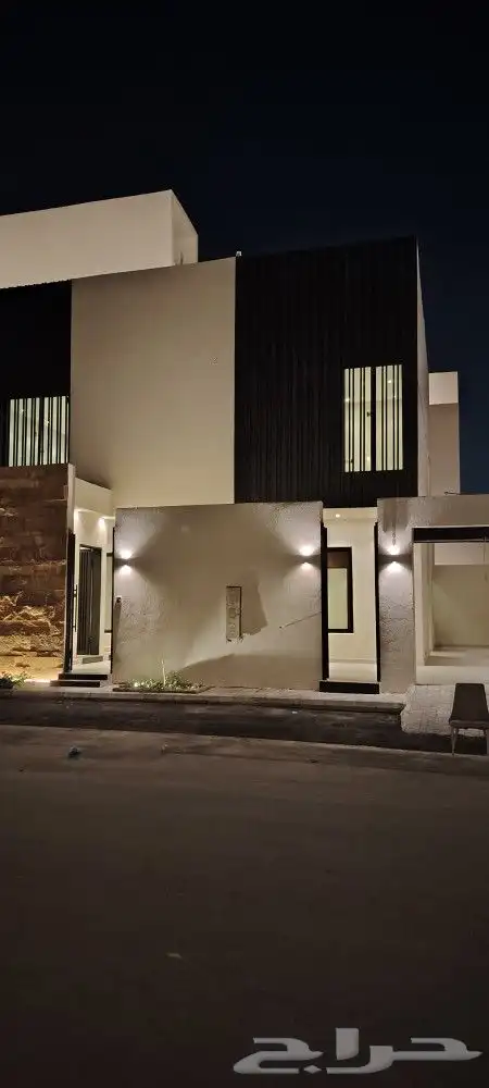 ادور ارضي وعلوي مساحه 300 0