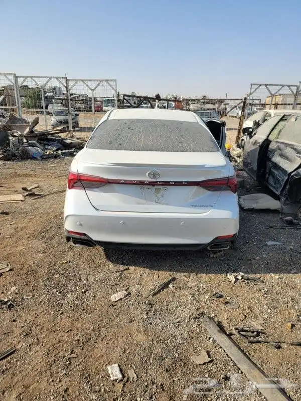 قطع غيار تويوتا افالون موديل 2022 9