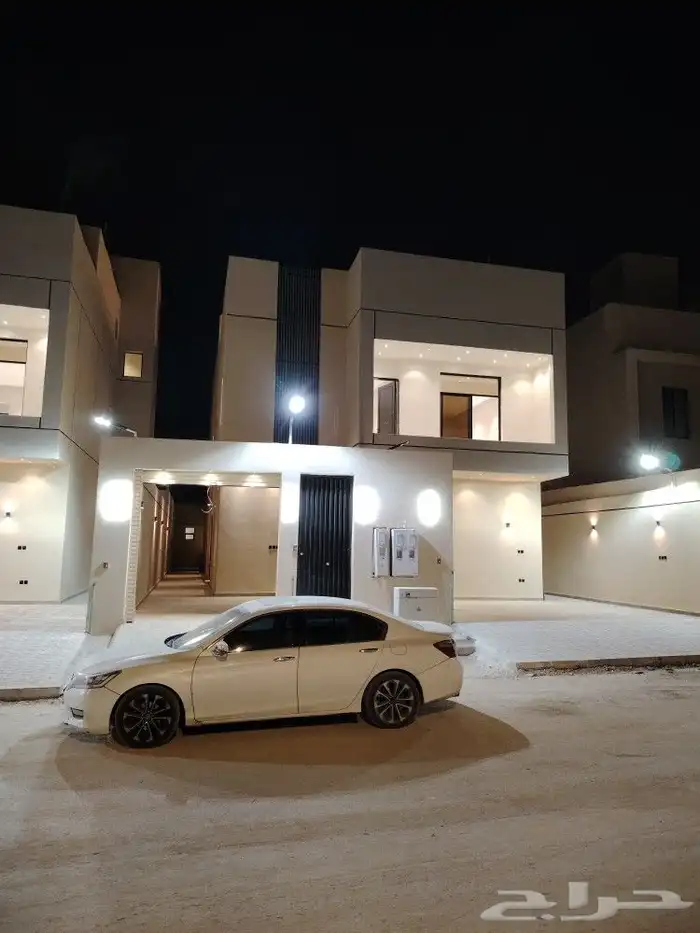 دور ارضي بصك في حي الرايه الشفاء مساحه 400 0