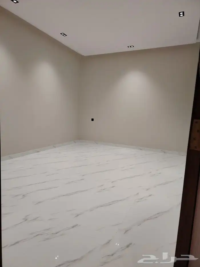 دور ارضي بصك في حي الرايه الشفاء مساحه 400 6