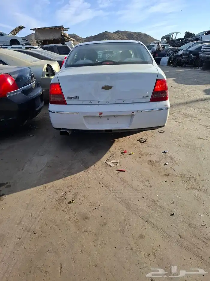 يوجد كابرس من موديل 2006 إلا 2013 قطع غيار فقط 1