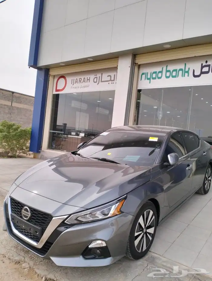 نيسان التيما 2019 فل كامل ممشي السياره 68 الف 3