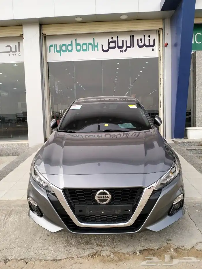 نيسان التيما 2019 فل كامل ممشي السياره 68 الف 2