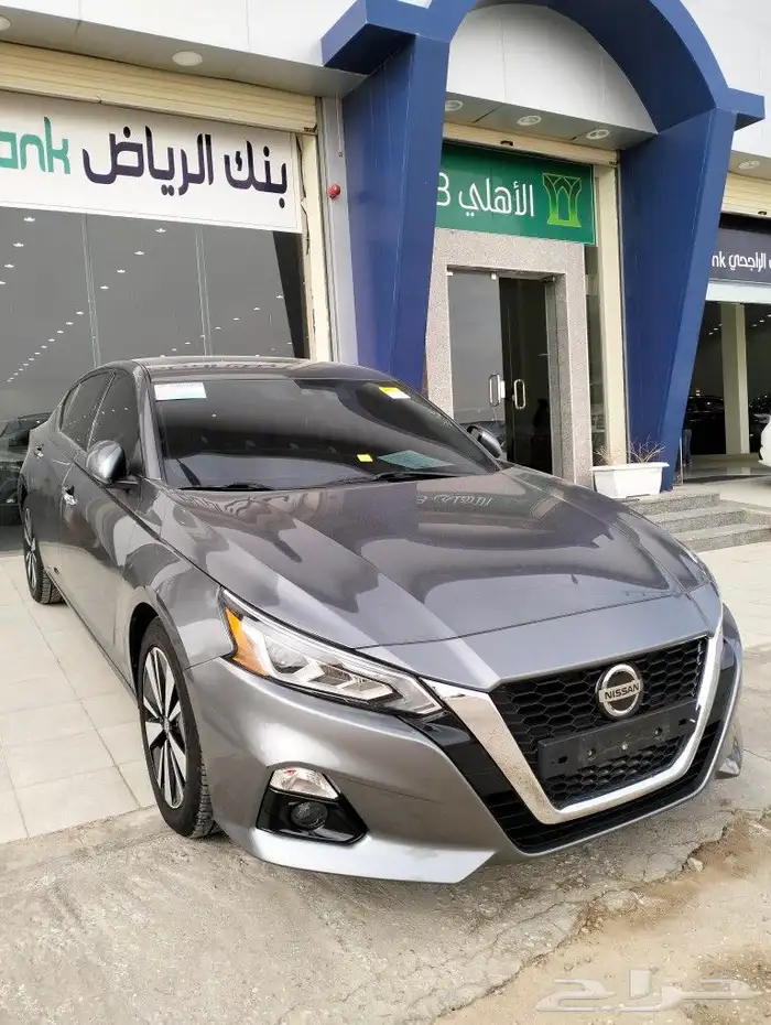 نيسان التيما 2019 فل كامل ممشي السياره 68 الف 9