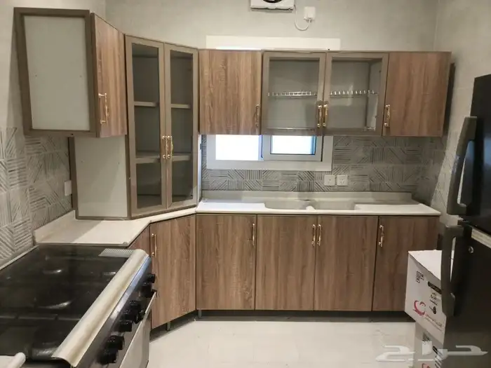 معلم فني فك وتركيب جميع انواع المطابخ الجاهزه والتفصيل 2