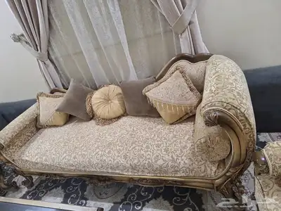 عرض عرض كنب فخم نظيف 11 شخص 700 فقط 0