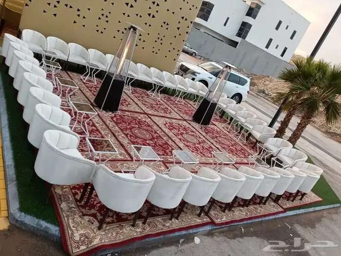 تاجير انواع الكنب الفرشات الملكيه الدفايات 1