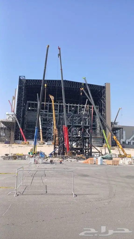 كرين للايجار اليومي والشهري 8