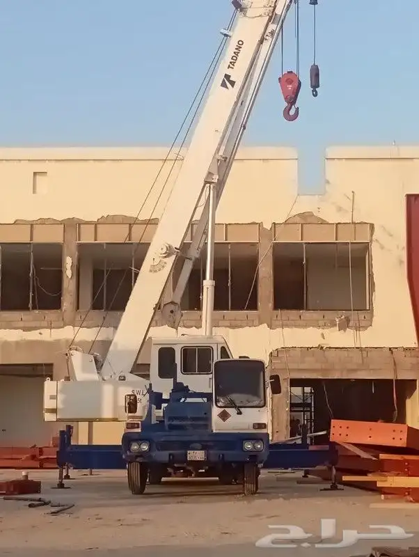ايجار معدات ثقيلة كرينات 7طن 25طن باسكت 3