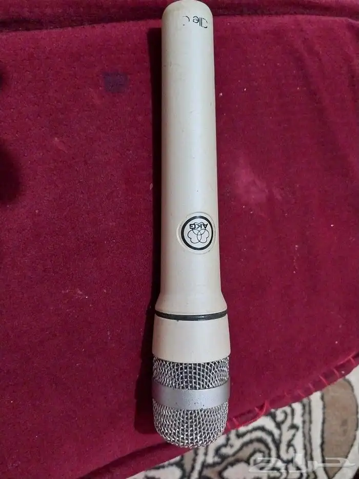 مايك او مكريفون AKG فانتوم البولندي اللصلي 1