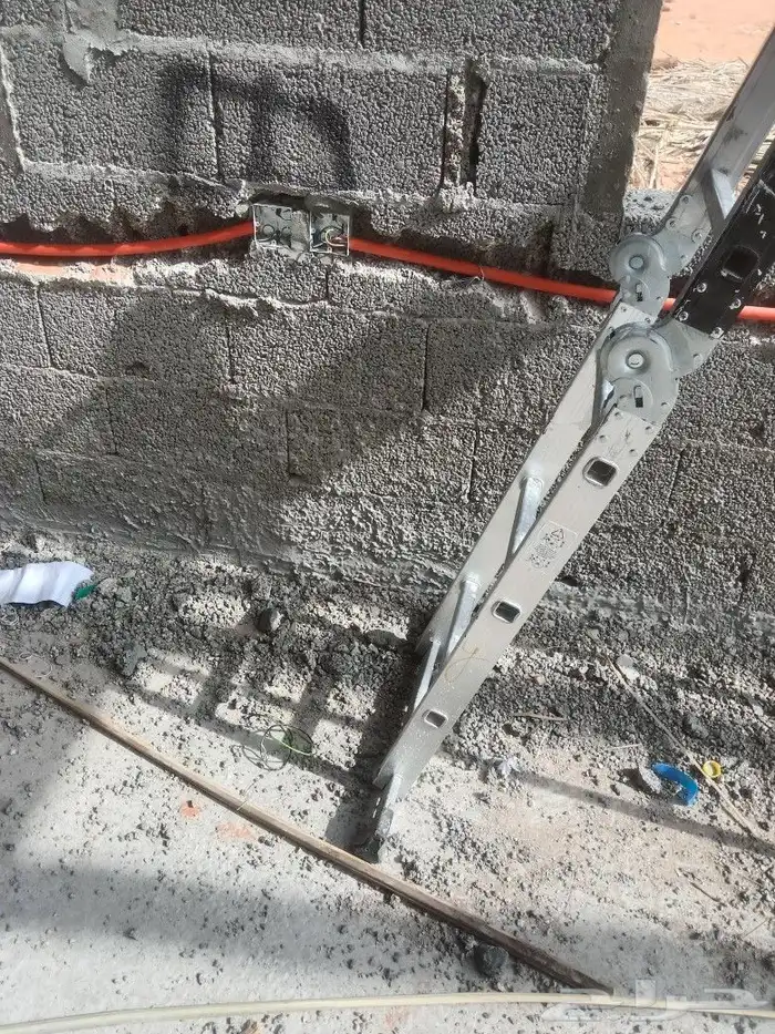 كهربائي ما بين الرياض ابحث على شغل 0