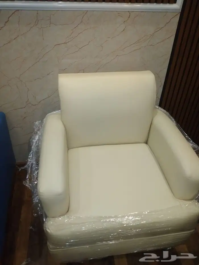 كراسي موتمارات كراسي جلد مكتبي مقاهي صالون كراسي فنادق 6