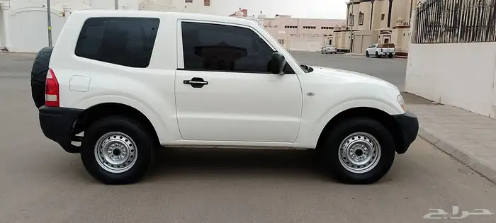متسوبيشي باجيرو ربع حكومي مخزن 6