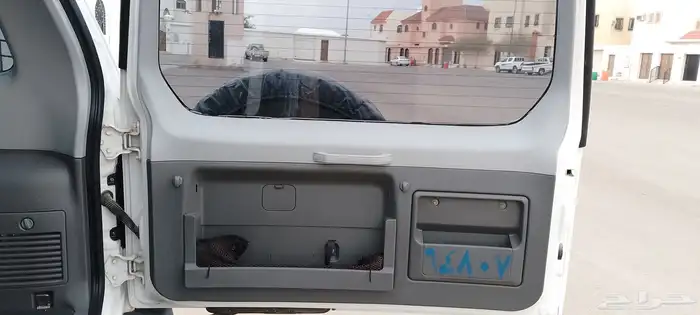 متسوبيشي باجيرو ربع حكومي مخزن 3