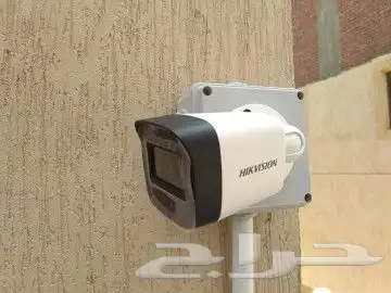 فني تركيب كاميرات المراقبة فني صوتيات 1