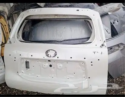 باب شنطه برادو 12_ 18 وكاله اصلي نظيف شدبلد 2