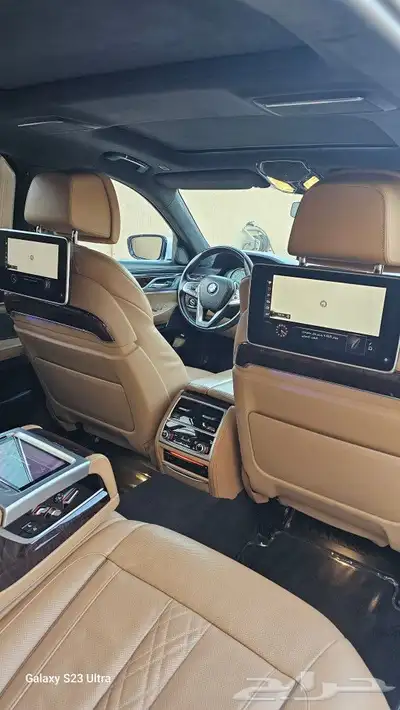 BMW 740i 2017اعلى المواصفات اند فجول 28