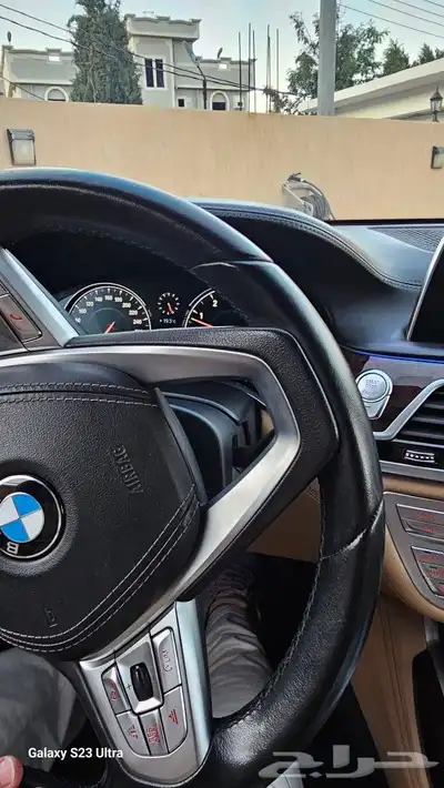 BMW 740i 2017اعلى المواصفات اند فجول 10
