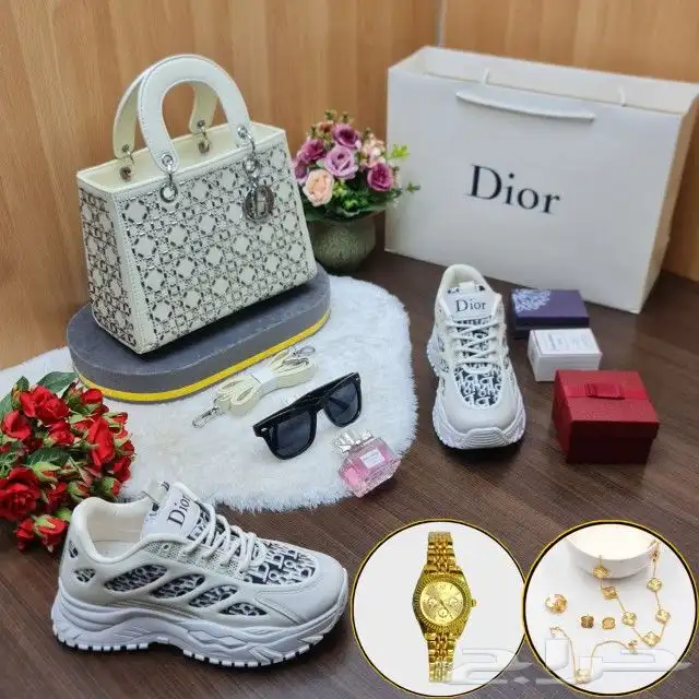 هدايا نسائيه ماركة ديور شامل التوصيل 10