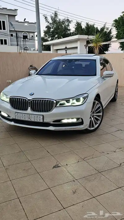 BMW 740i 2017اعلى المواصفات اند فجول 0