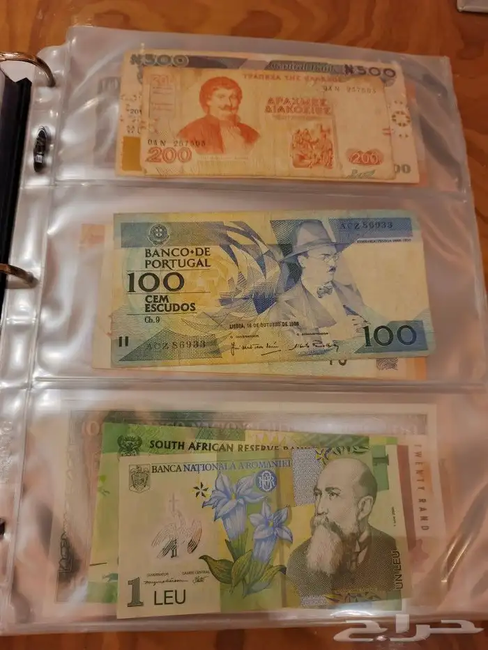 البوم عملات ورقيه ومعدينه قديمه 31