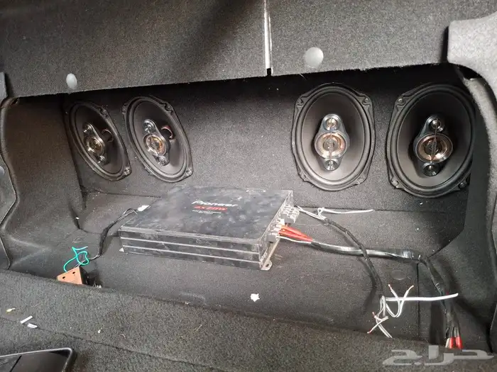 تركيب سستم سماعات صوت مضخمات 1