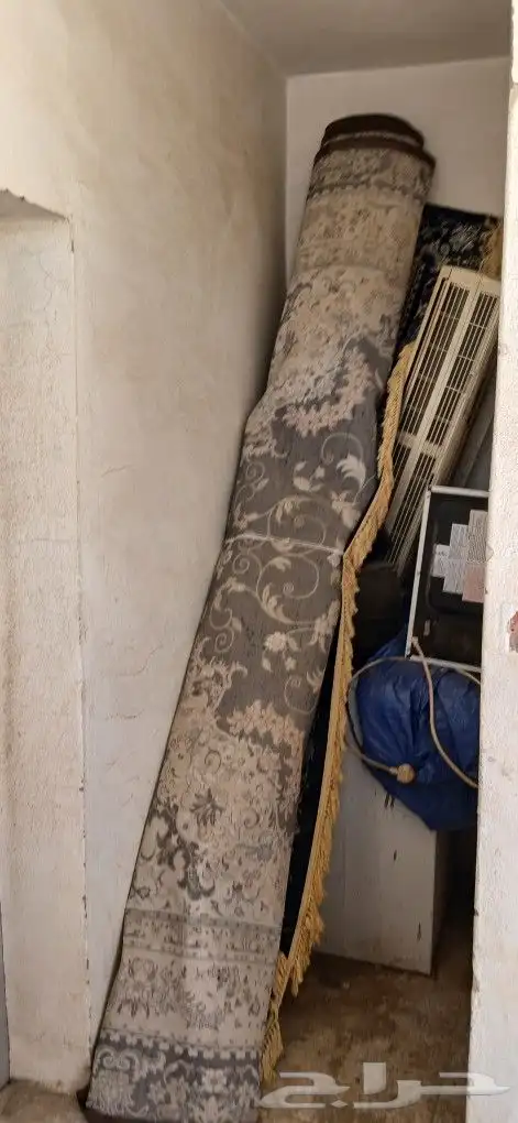 للبيع ثلاجة ماء وسجاده 1