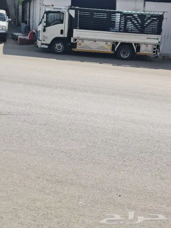 دينا لنقل البضايع داخل وخارج الطائف على اي اتجاه وأسعار مناس 0