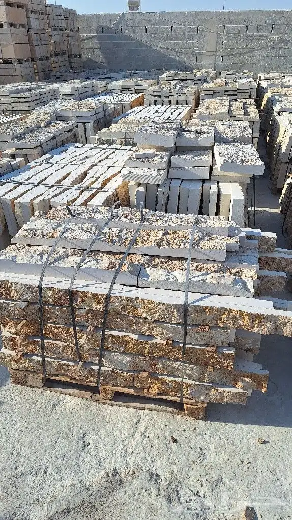 حجر وجه الجبل توريد وتركيب 14